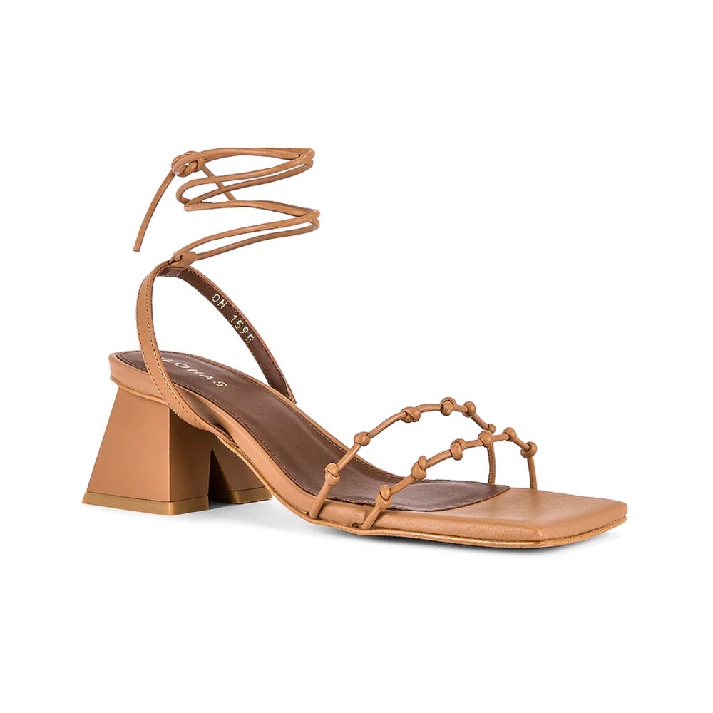 ALOHA Juniper Sandals in Camel Leather.